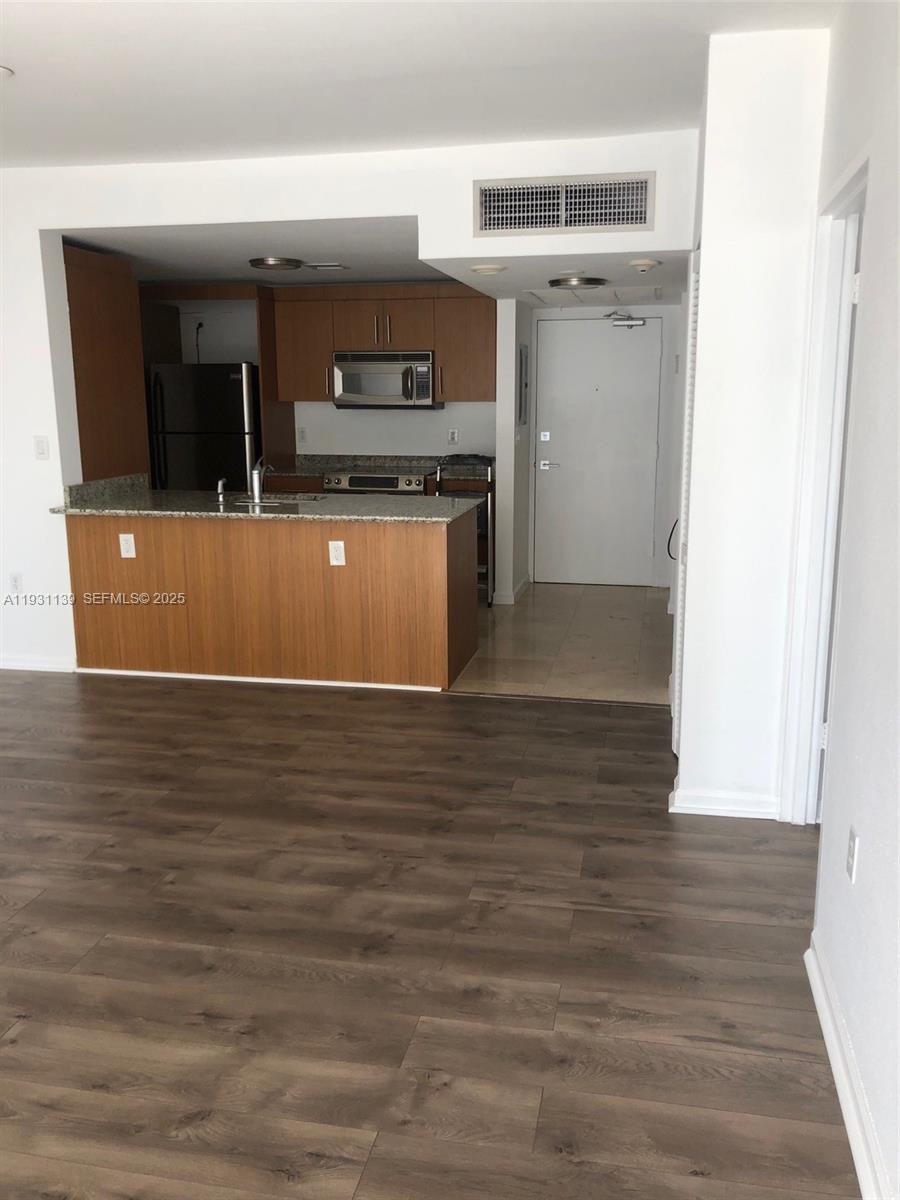 10275 Collins Ave #715, Bal Harbour FL 33154