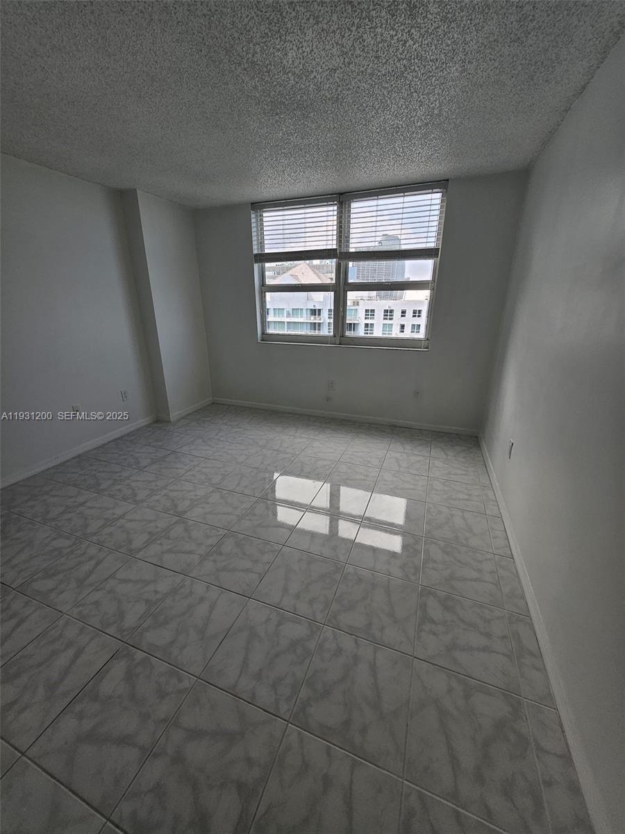 1155 Brickell Bay Dr #3408, Miami FL 33131