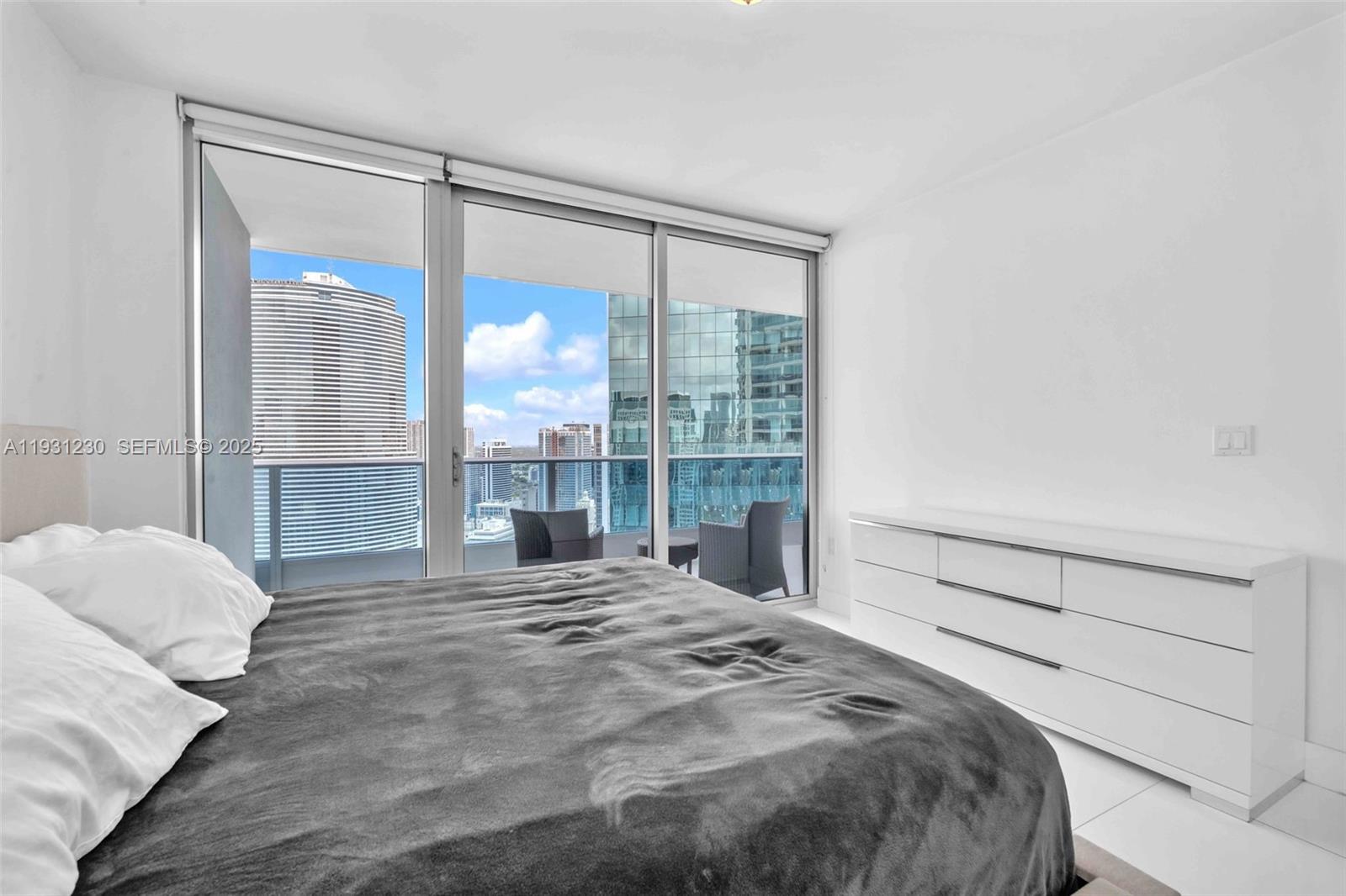 200 Biscayne Boulevard Way #4012, Miami FL 33131