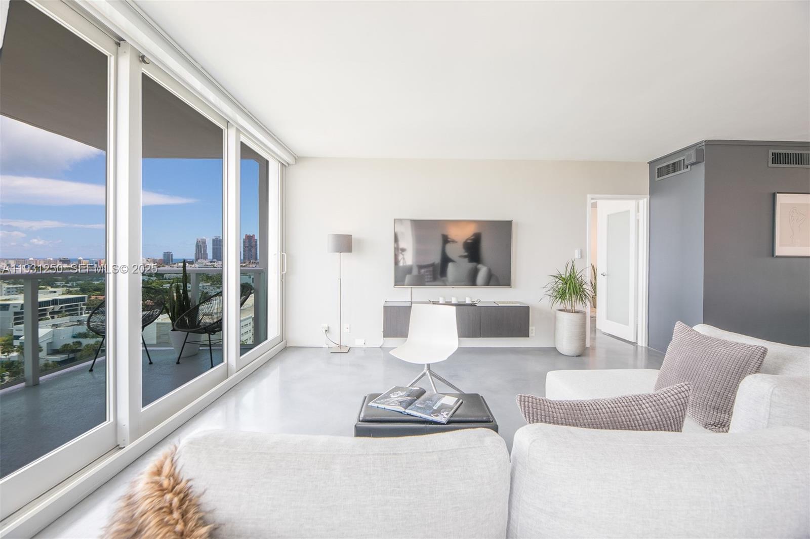 1000 West Ave #1510, Miami Beach FL 33139
