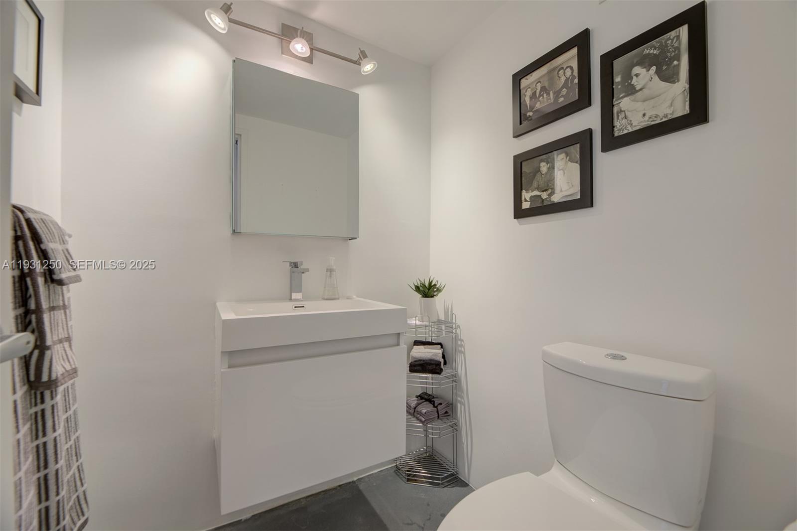 1000 West Ave #1510, Miami Beach FL 33139
