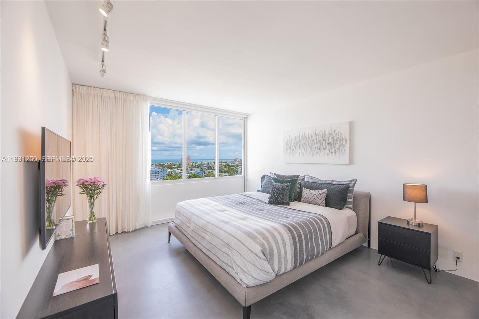 1000 West Ave #1510, Miami Beach FL 33139