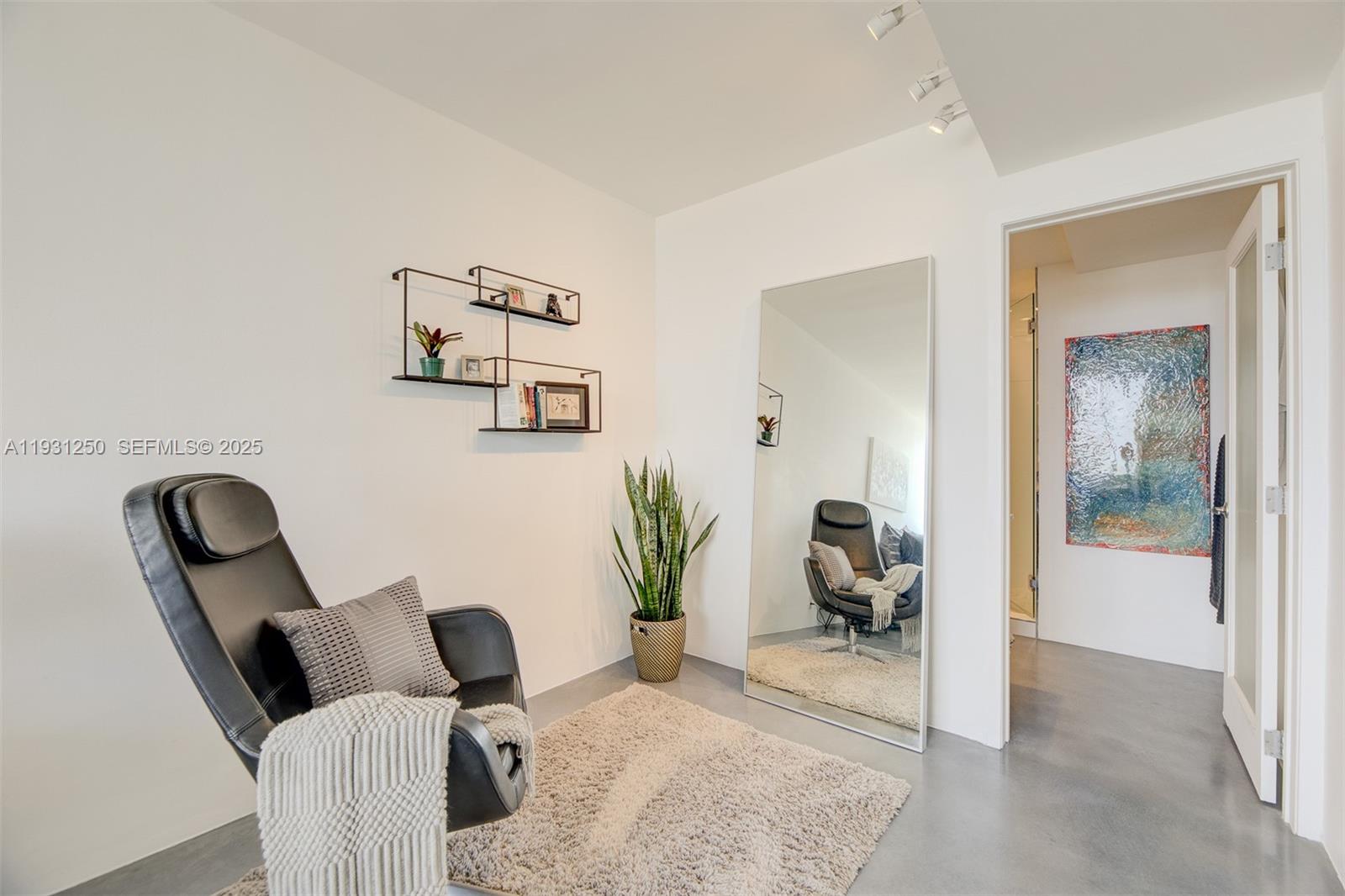 1000 West Ave #1510, Miami Beach FL 33139