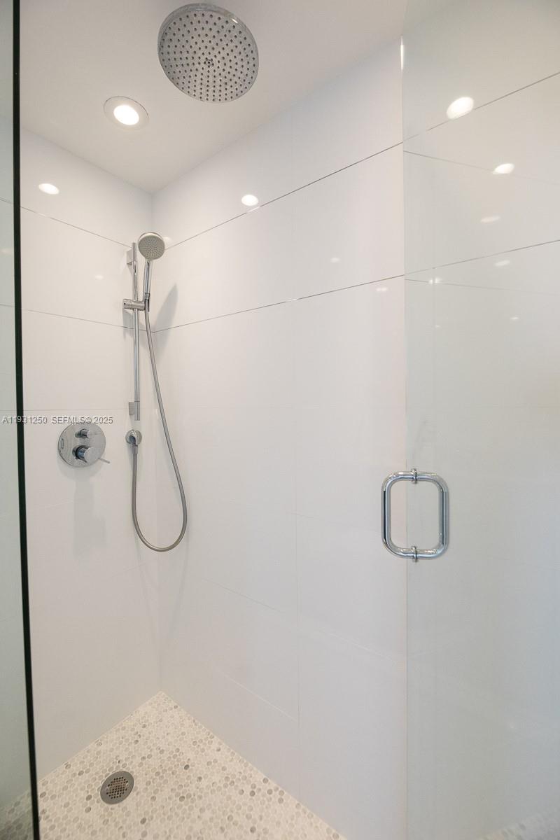 1000 West Ave #1510, Miami Beach FL 33139