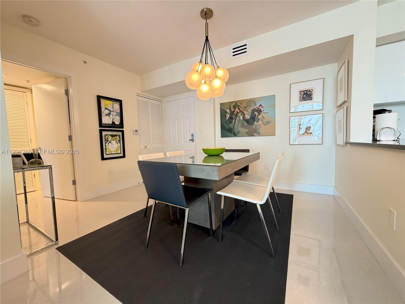 1155 Brickell Bay Dr #2108, Miami FL 33131