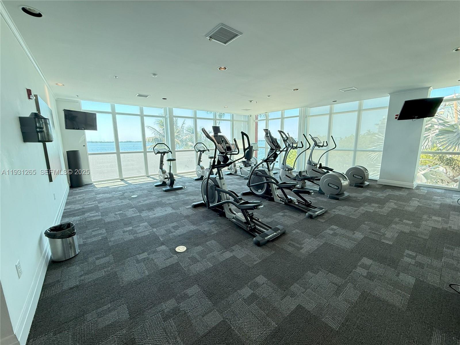 1155 Brickell Bay Dr #2108, Miami FL 33131