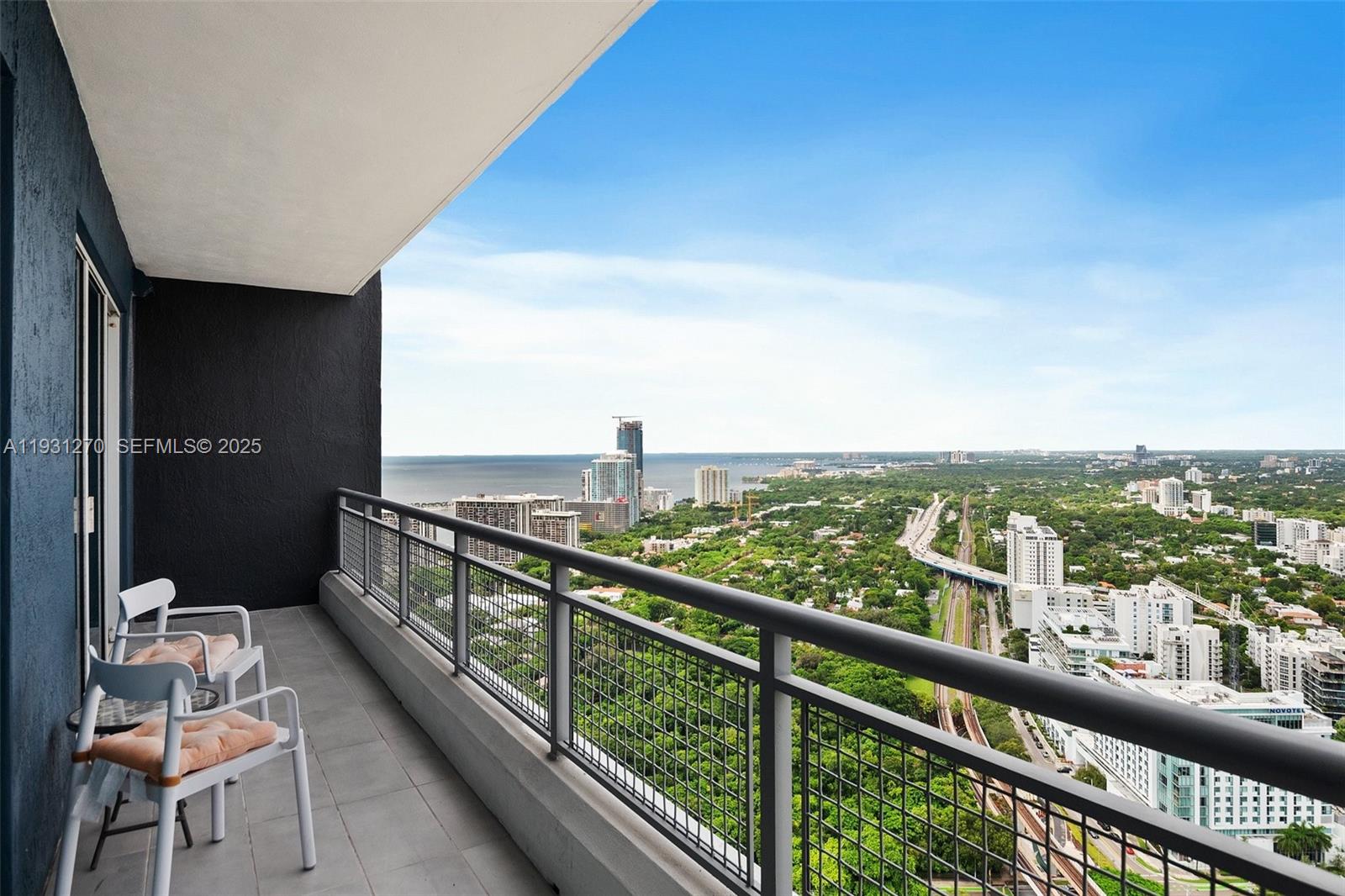 60 SW 13th St #3603, Miami FL 33130