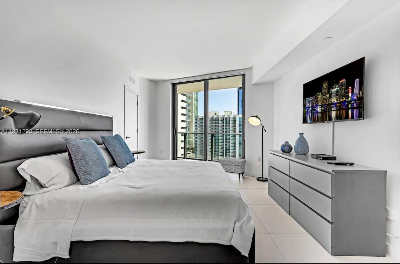 501 NE 31st St #1607, Miami FL 33137