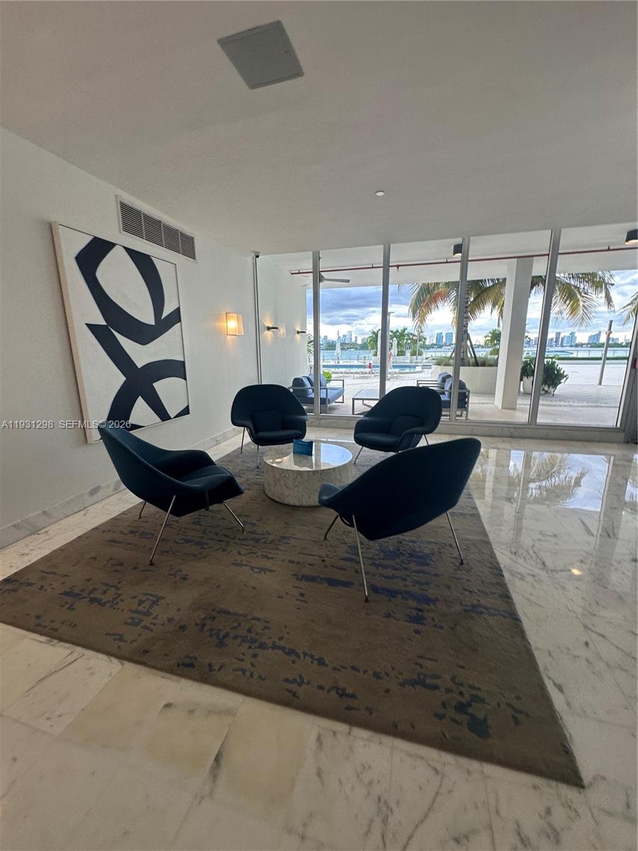1000 West Ave #215, Miami Beach FL 33139