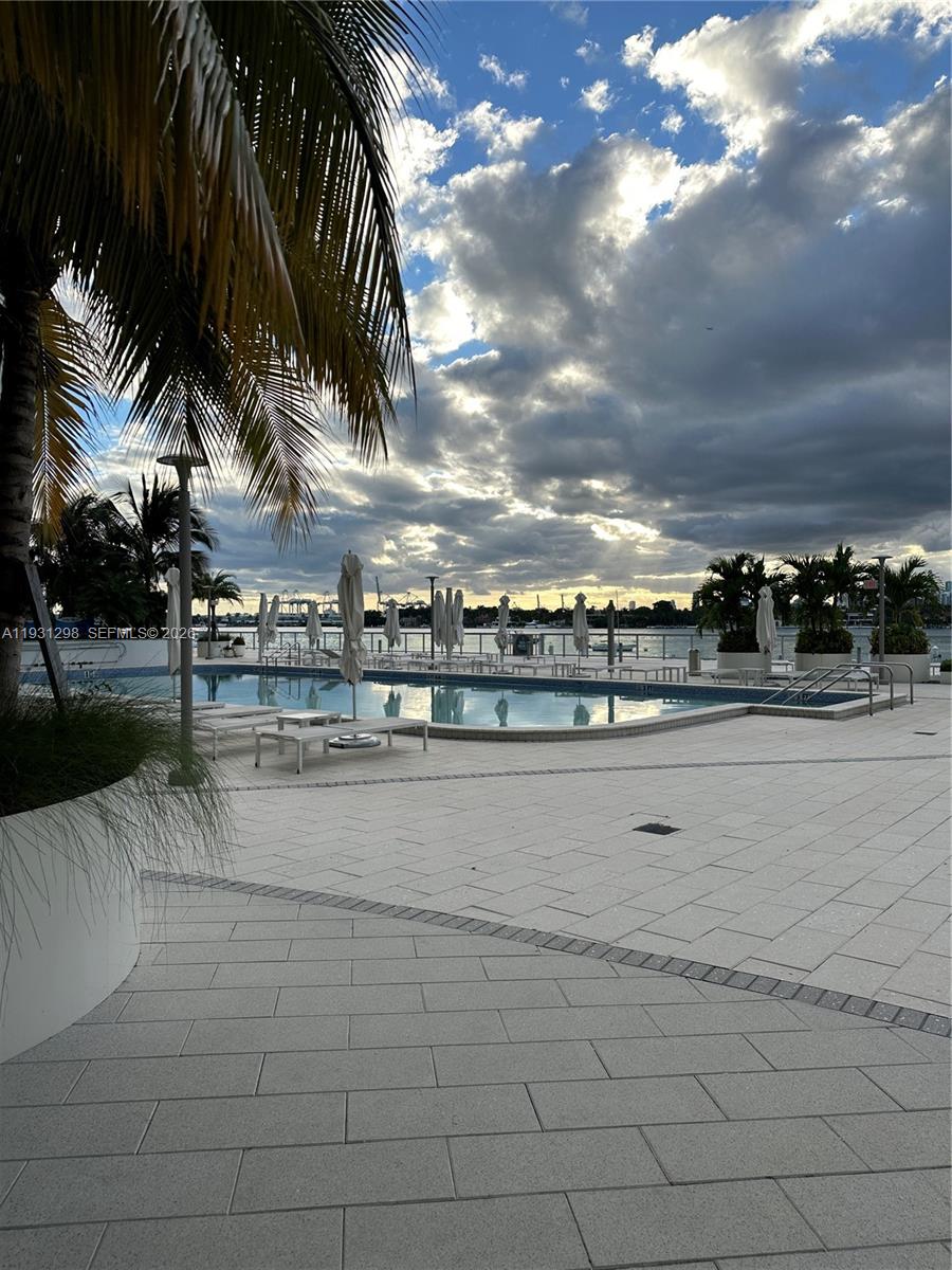 1000 West Ave #215, Miami Beach FL 33139