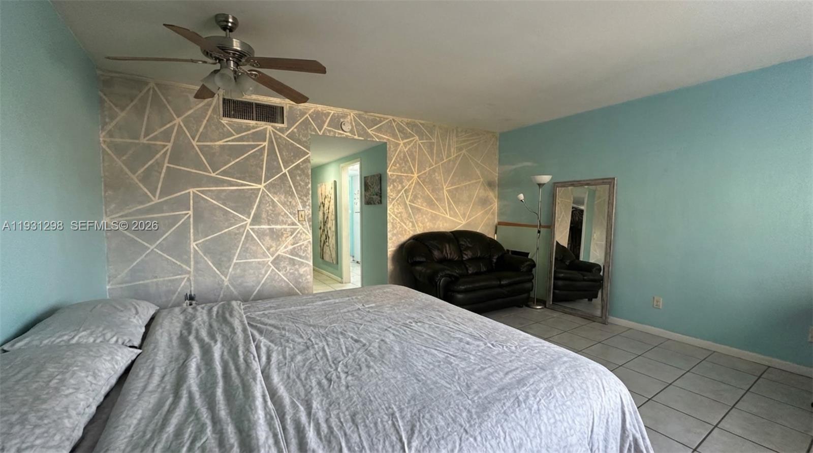 1000 West Ave #215, Miami Beach FL 33139