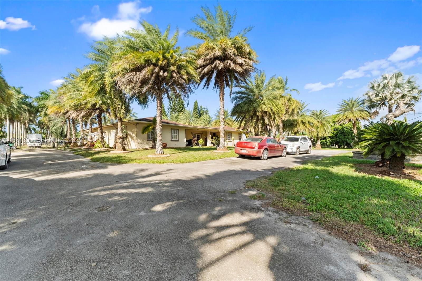 Miami FL 33196 - A11931301