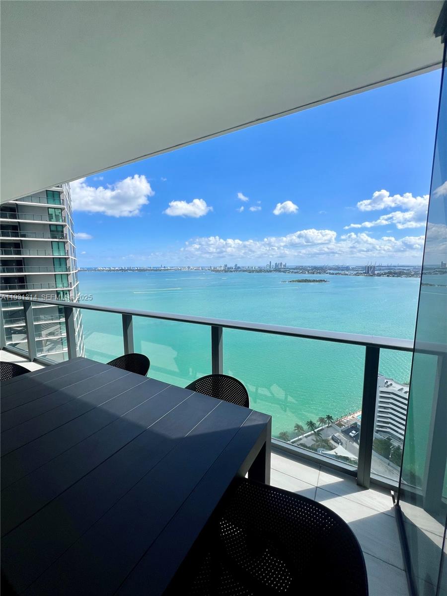 650 NE 32nd St #3106, Miami FL 33137
