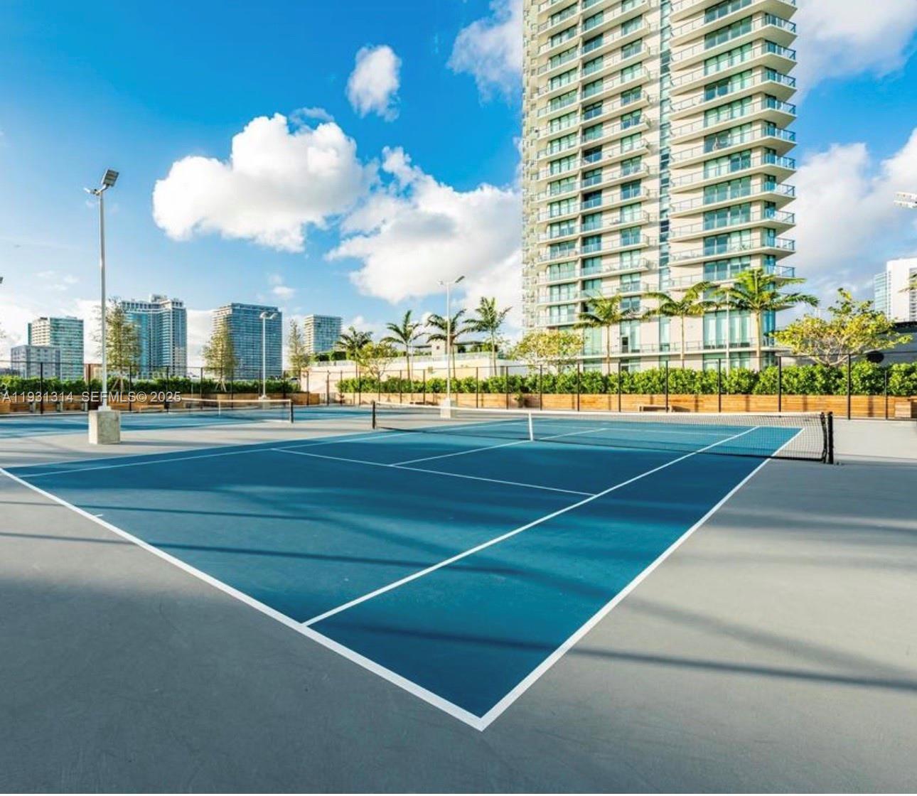 650 NE 32nd St #3106, Miami FL 33137