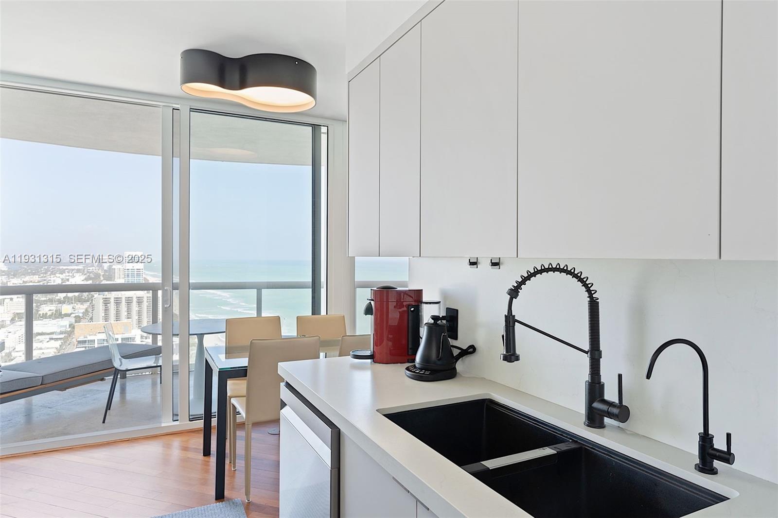 6365 Collins Ave #3911, Miami Beach FL 33141