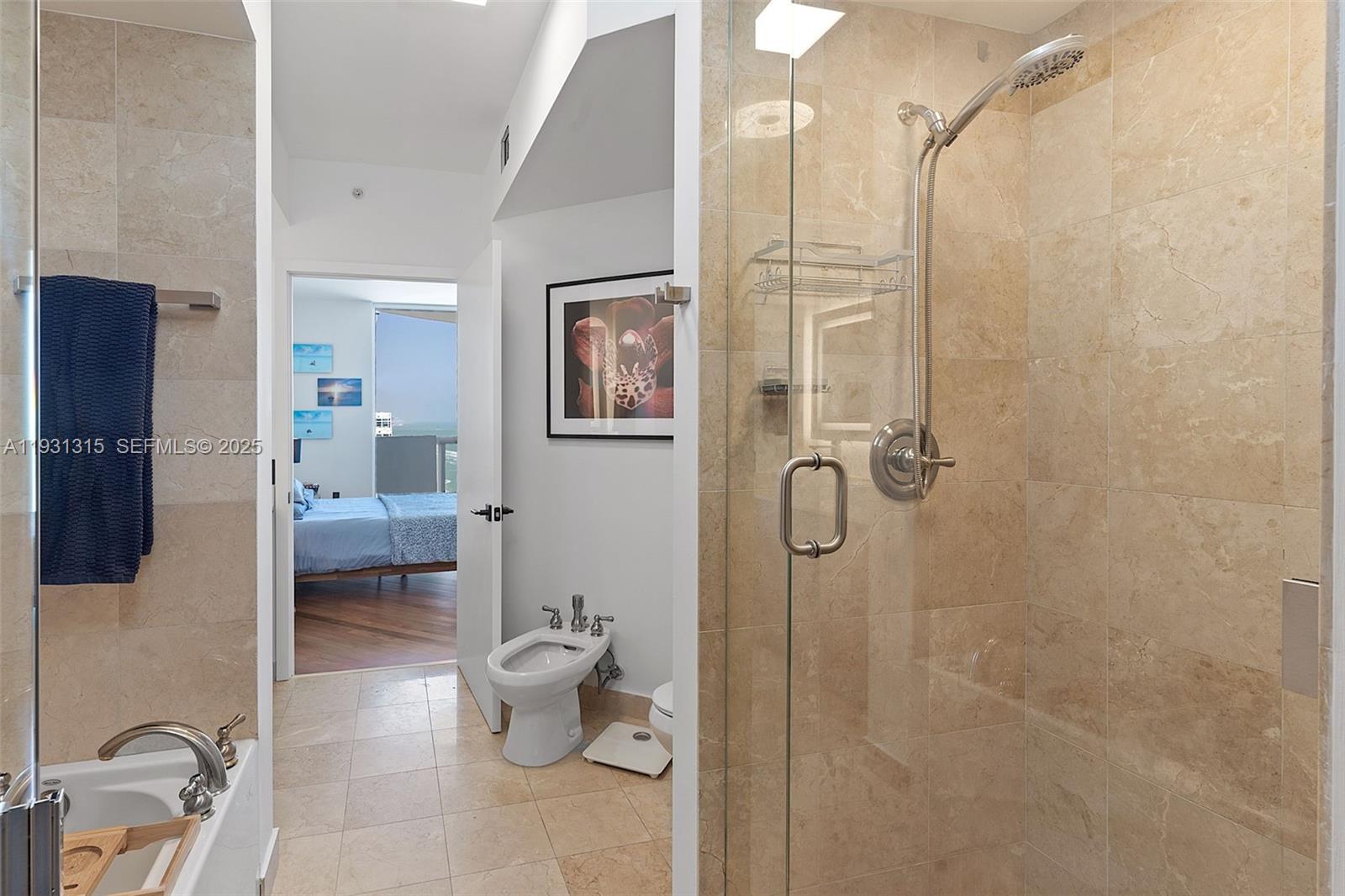 6365 Collins Ave #3911, Miami Beach FL 33141