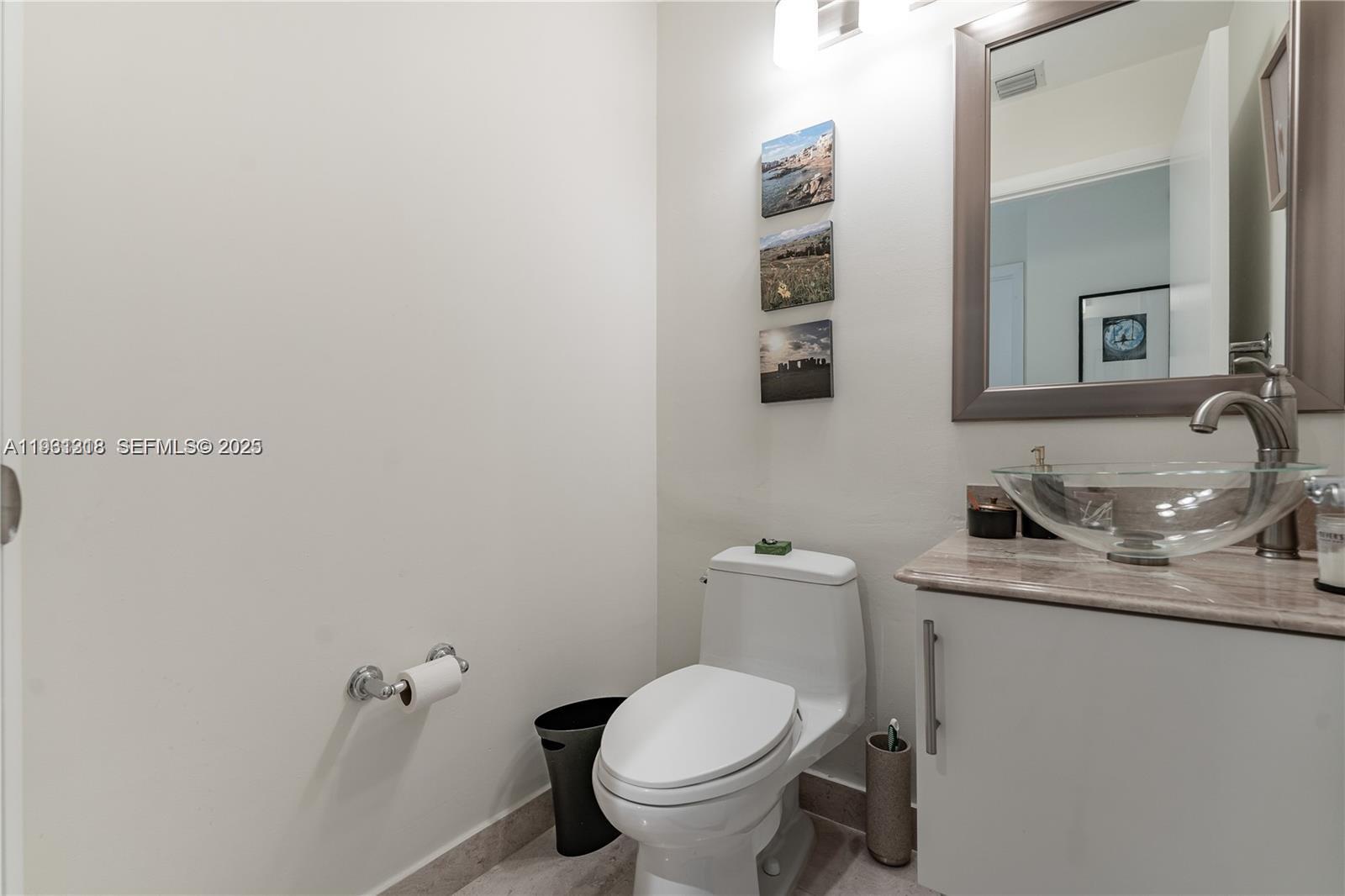31 SE 5th St #3716, Miami FL 33131
