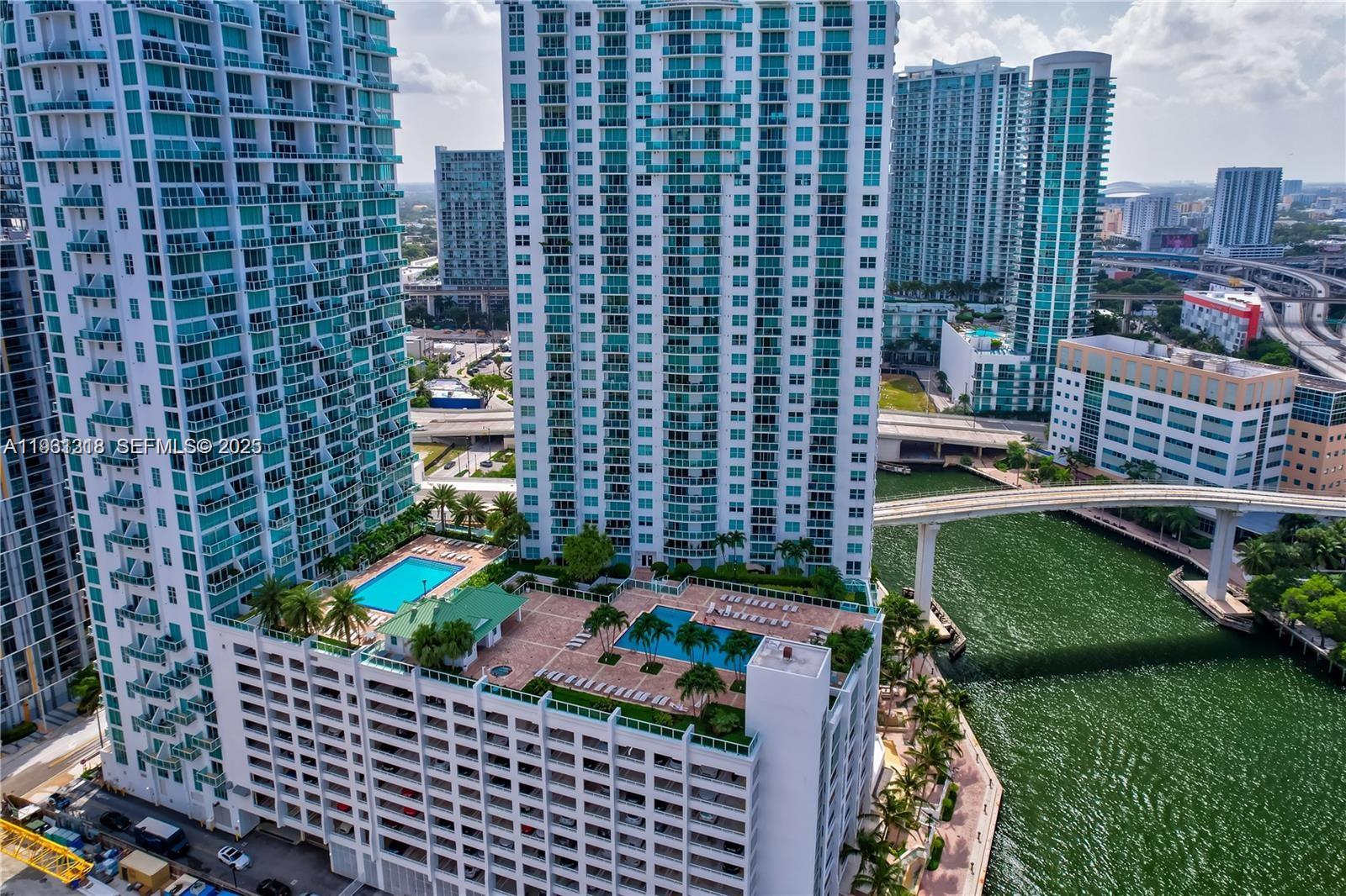 31 SE 5th St #3716, Miami FL 33131