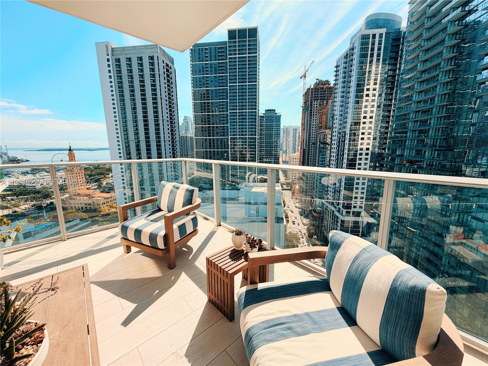 851 NE 1st Ave #2212, Miami FL 33132