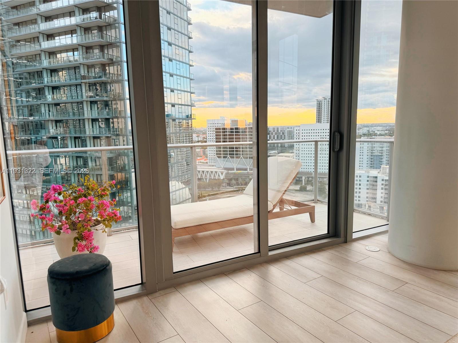 851 NE 1st Ave #2212, Miami FL 33132