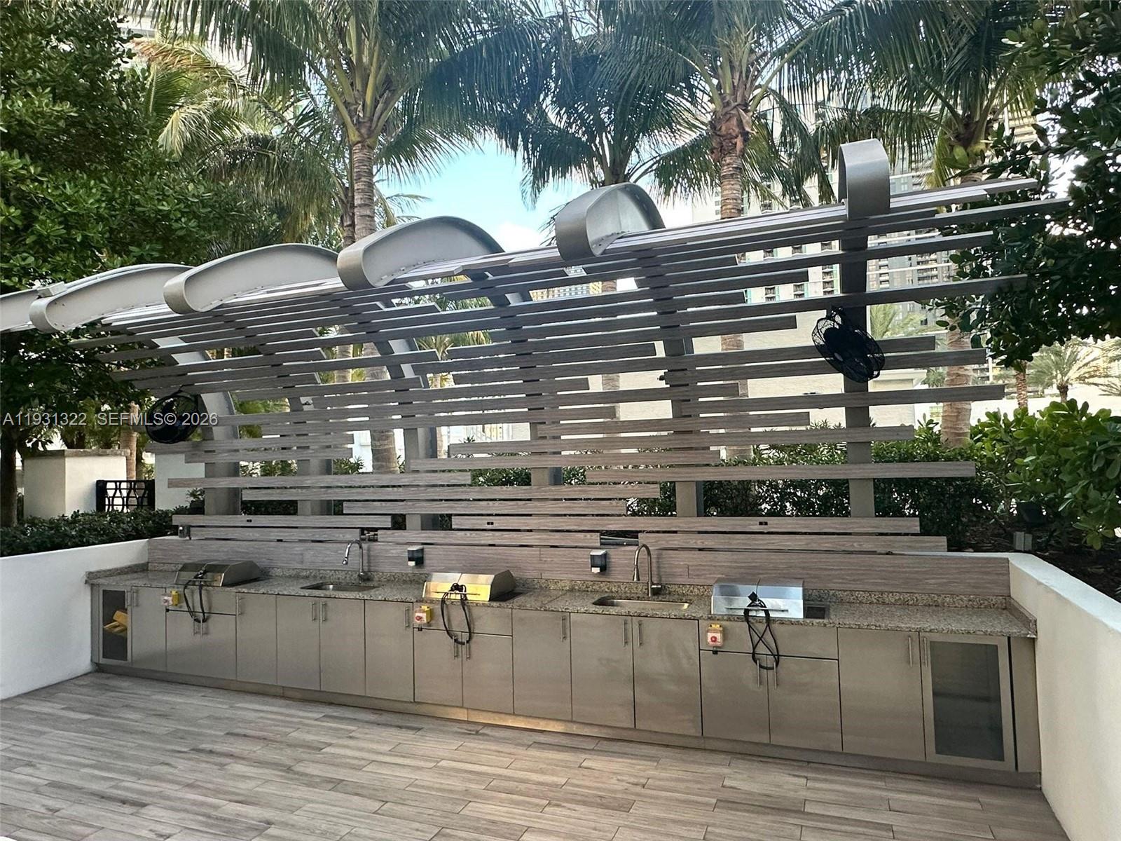 851 NE 1st Ave #2212, Miami FL 33132