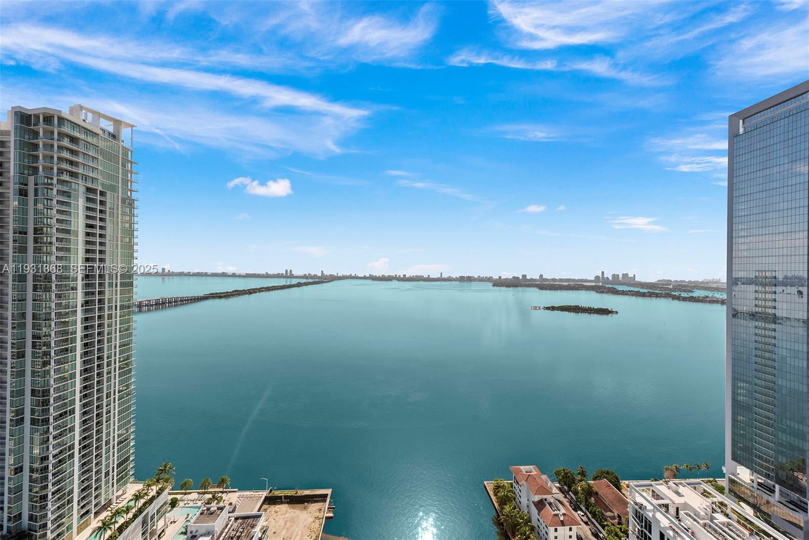 460 NE 28th St #3903, Miami FL 33137