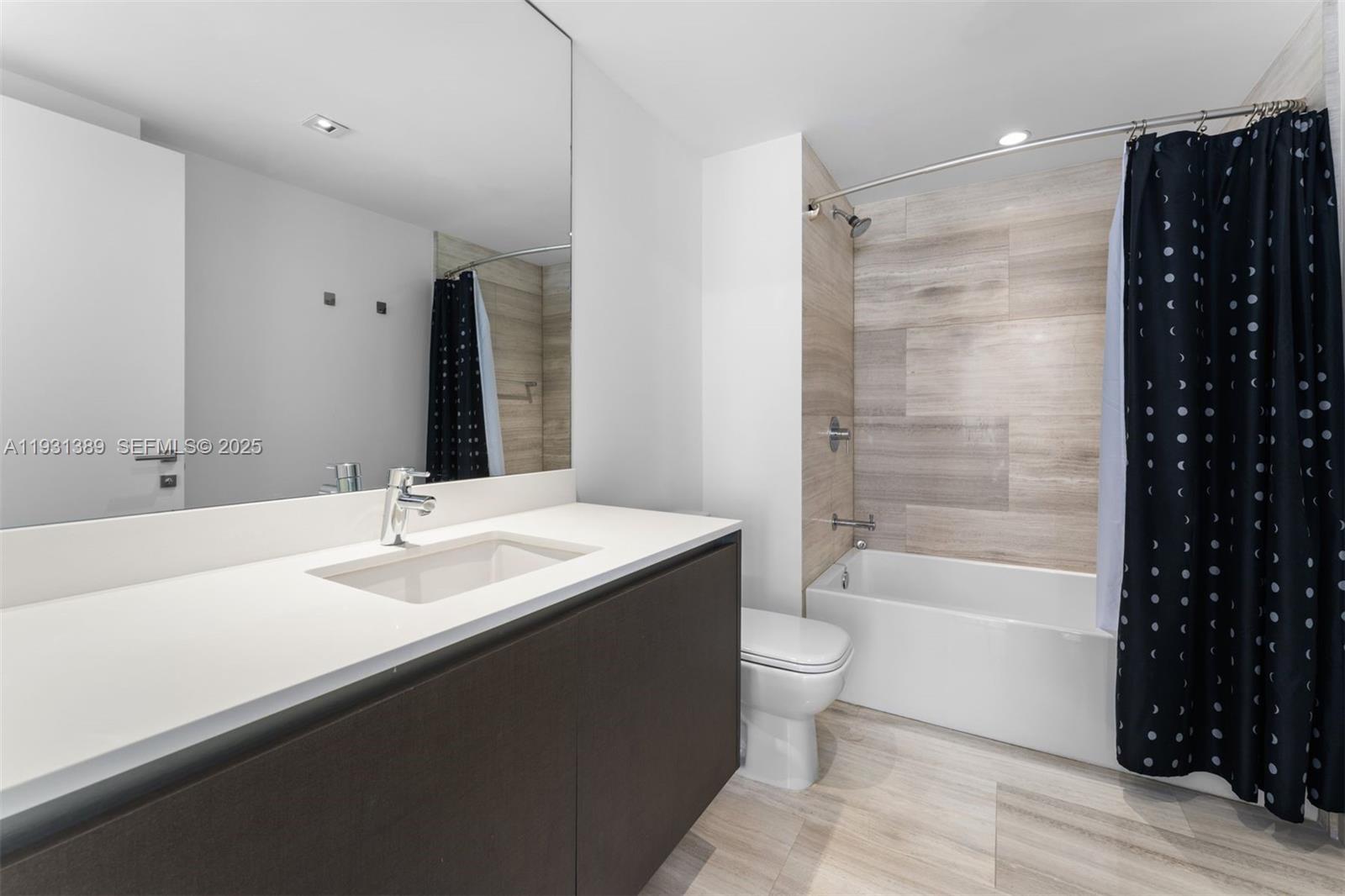 1451 Brickell Ave #1803, Miami FL 33131