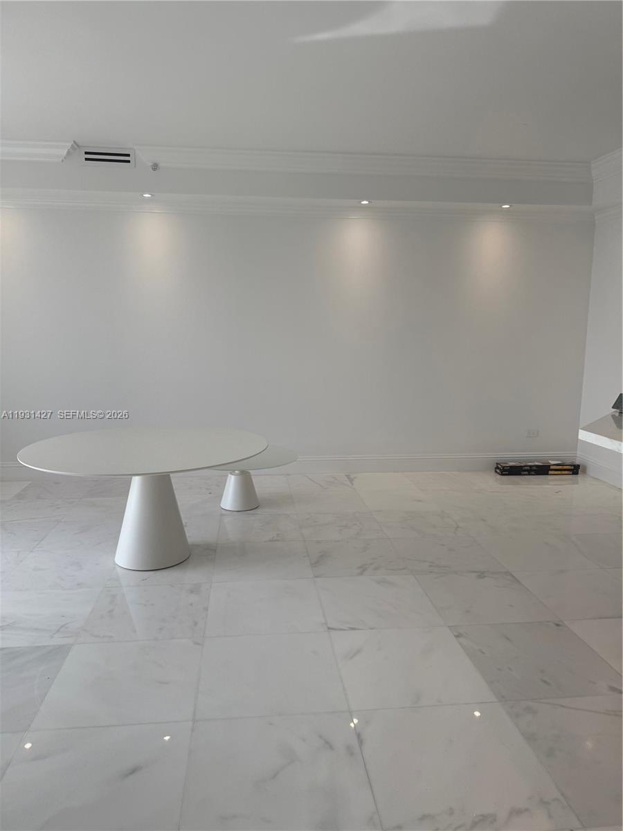 848 Brickell Key Dr #PH4003, Miami FL 33131