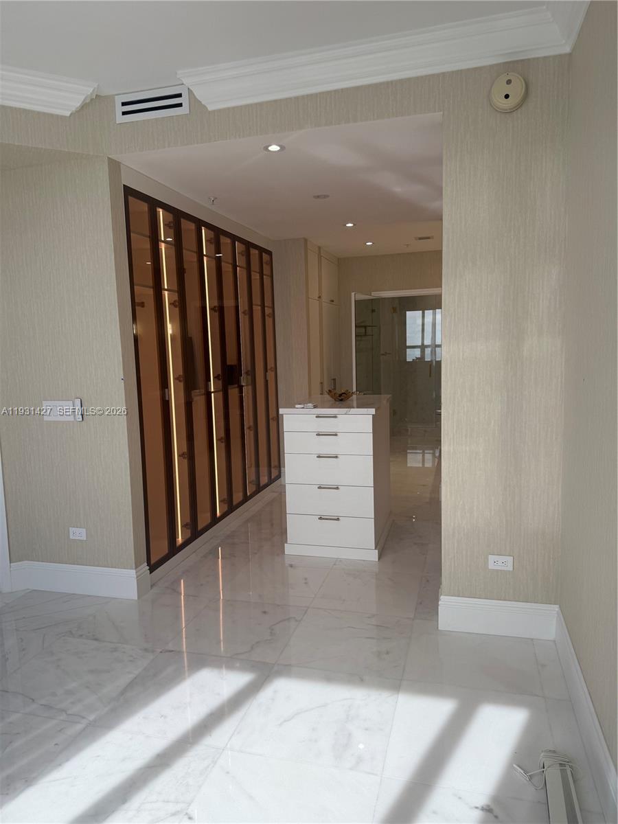 848 Brickell Key Dr #PH4003, Miami FL 33131