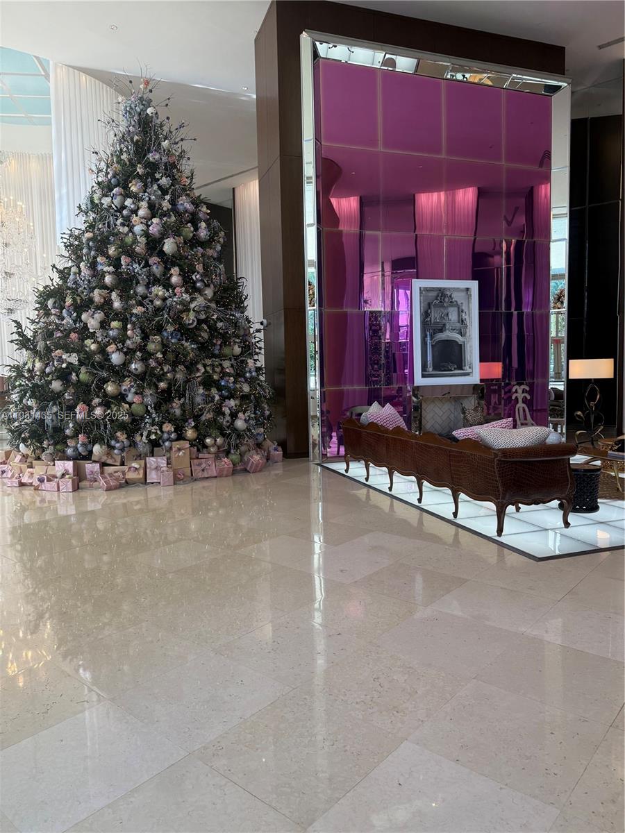 450 Alton Rd #2508, Miami Beach FL 33139