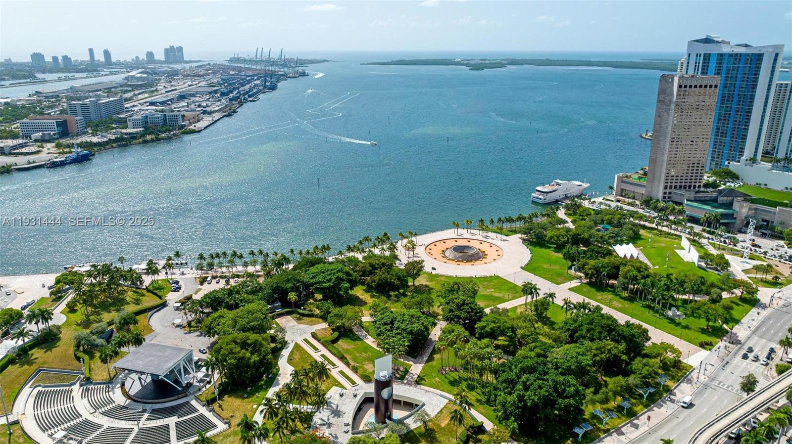 151 SE 1st St #401, Miami FL 33131