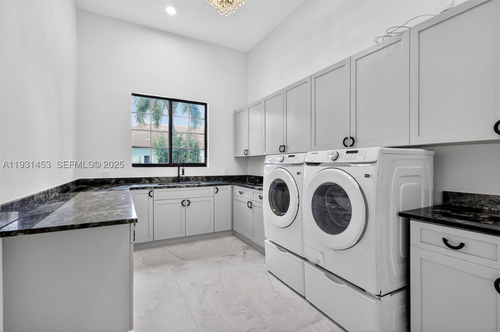 14891 SW 20th St, Davie FL 33326