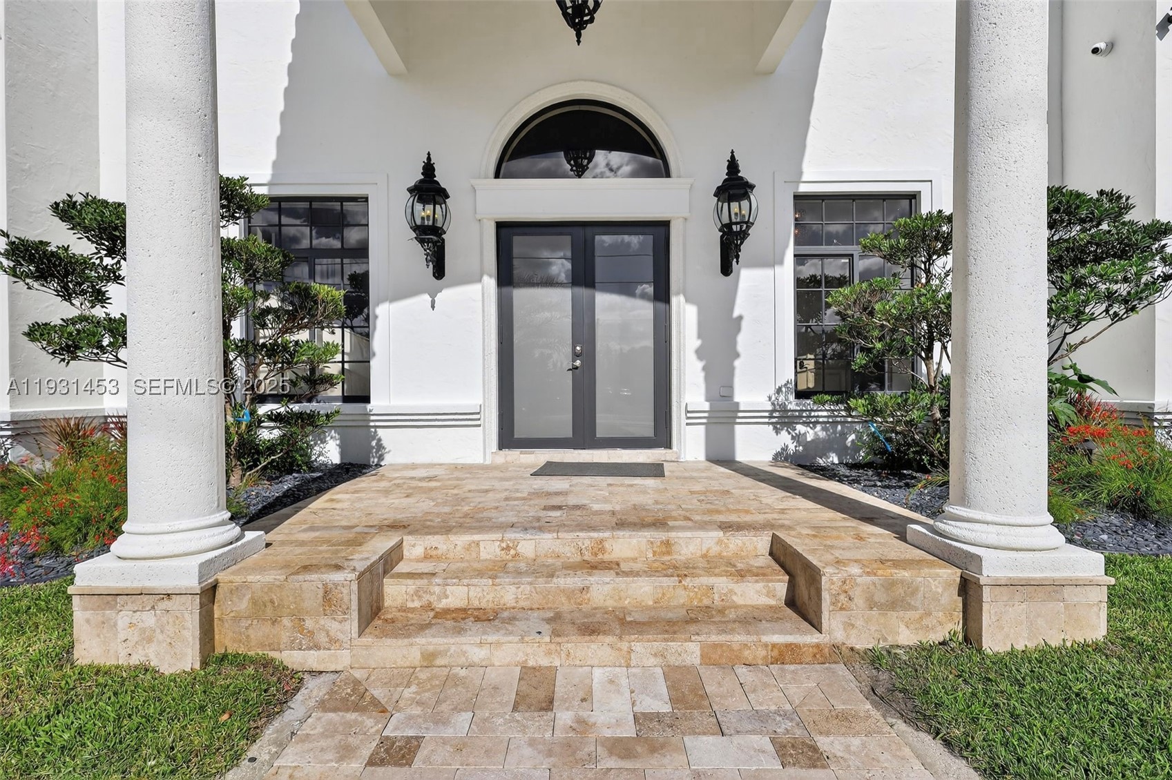 14891 SW 20th St, Davie FL 33326