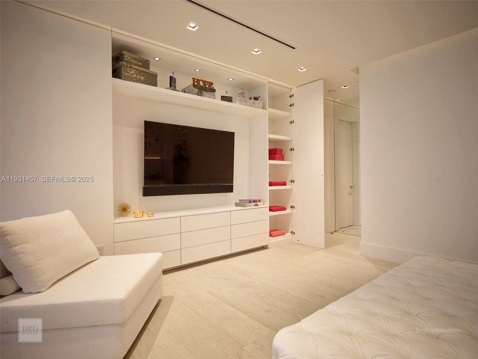 9701 Collins Ave #2704S, Bal Harbour FL 33154