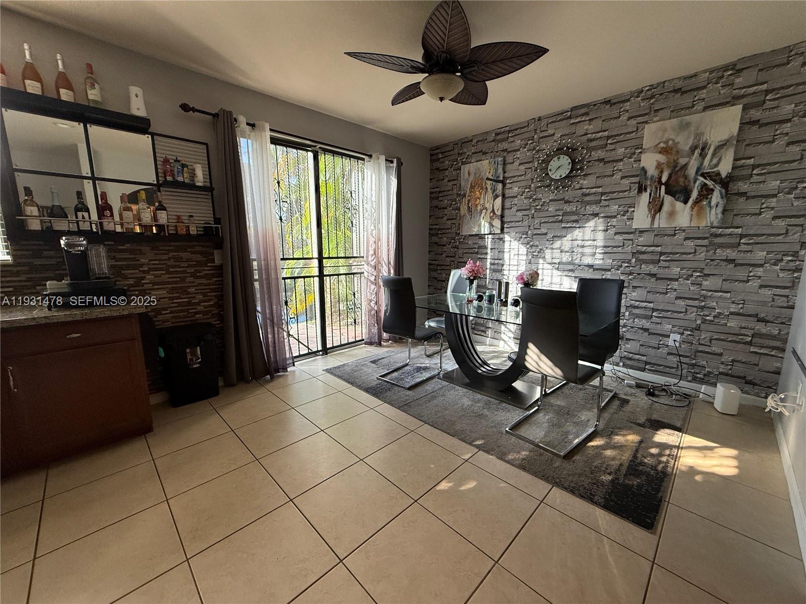 3184 NW 32nd St, Oakland Park FL 33309