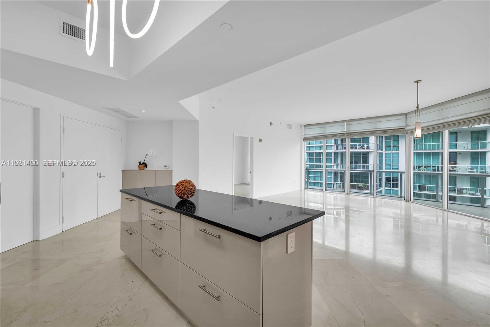 3131 NE 188th St #2-1005, Aventura FL 33180