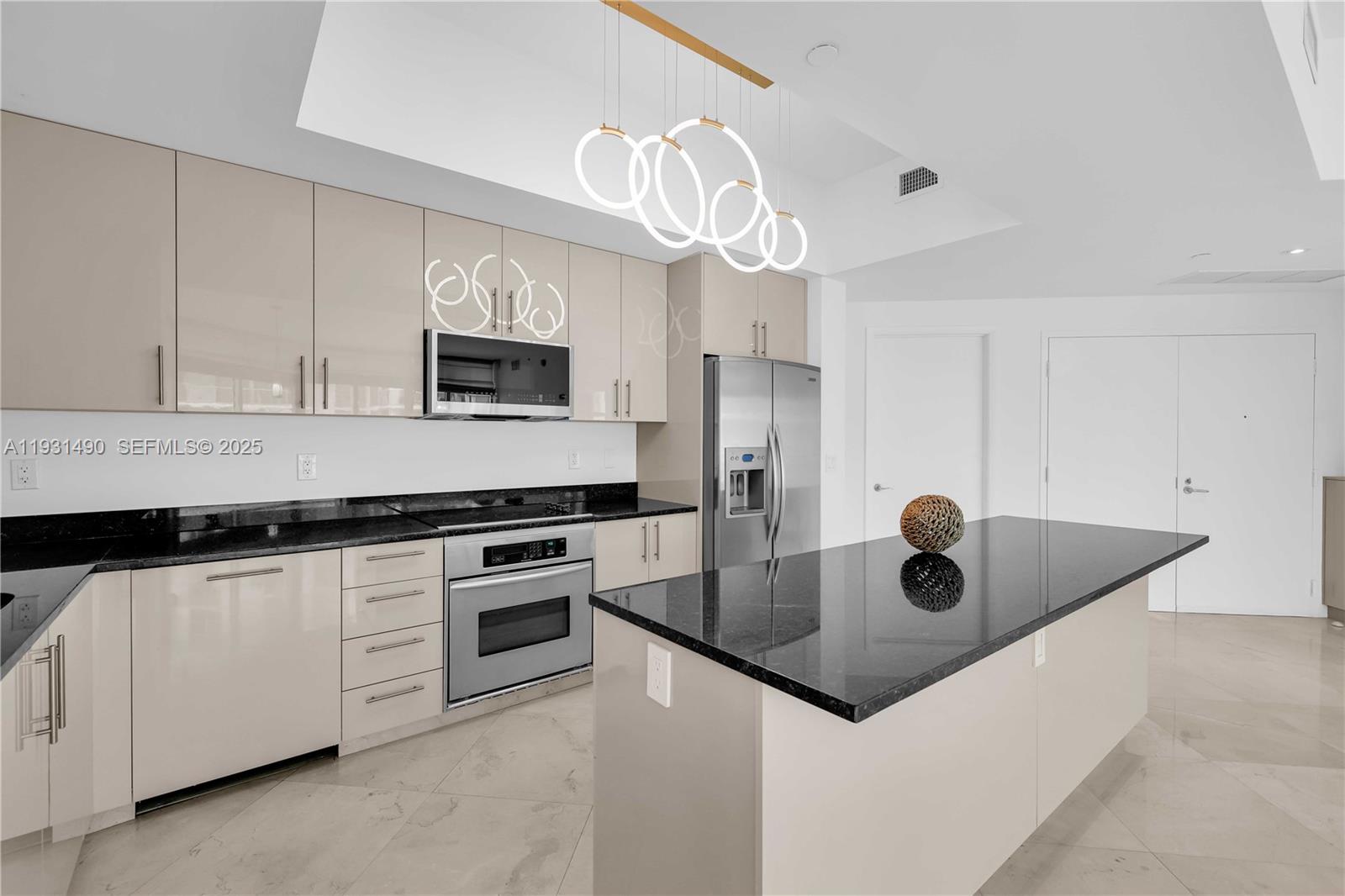 3131 NE 188th St #2-1005, Aventura FL 33180