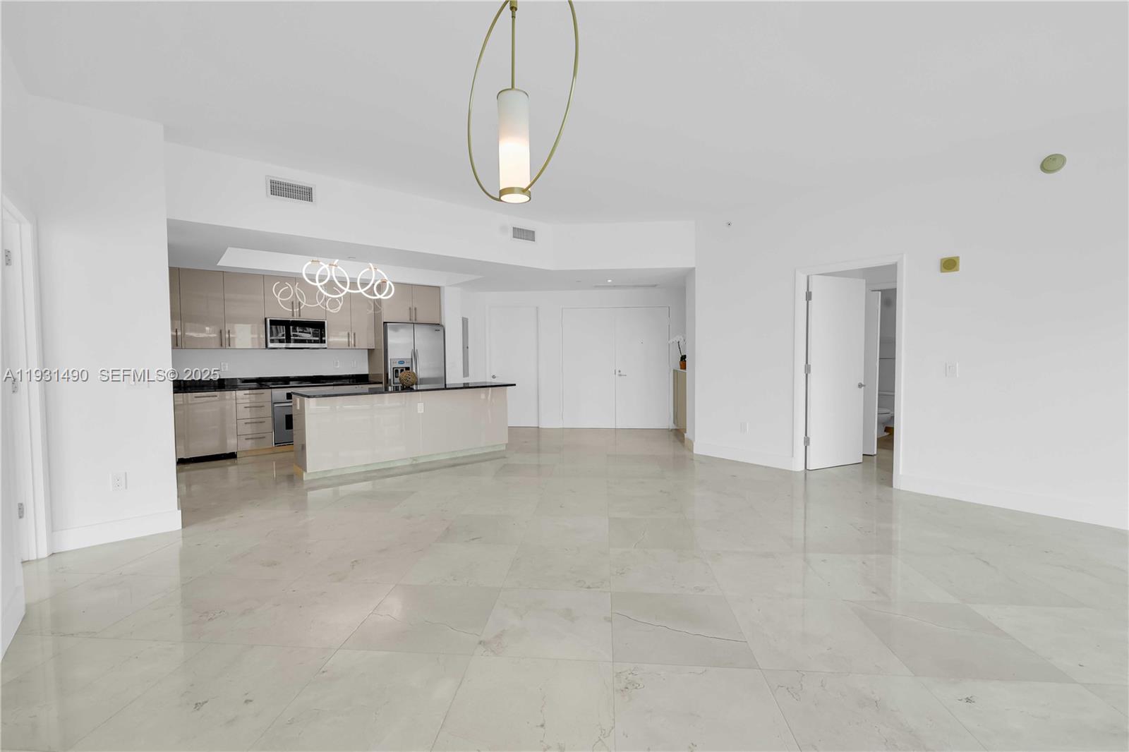3131 NE 188th St #2-1005, Aventura FL 33180
