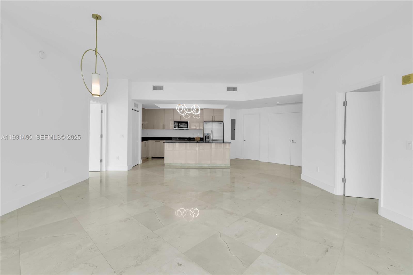 3131 NE 188th St #2-1005, Aventura FL 33180