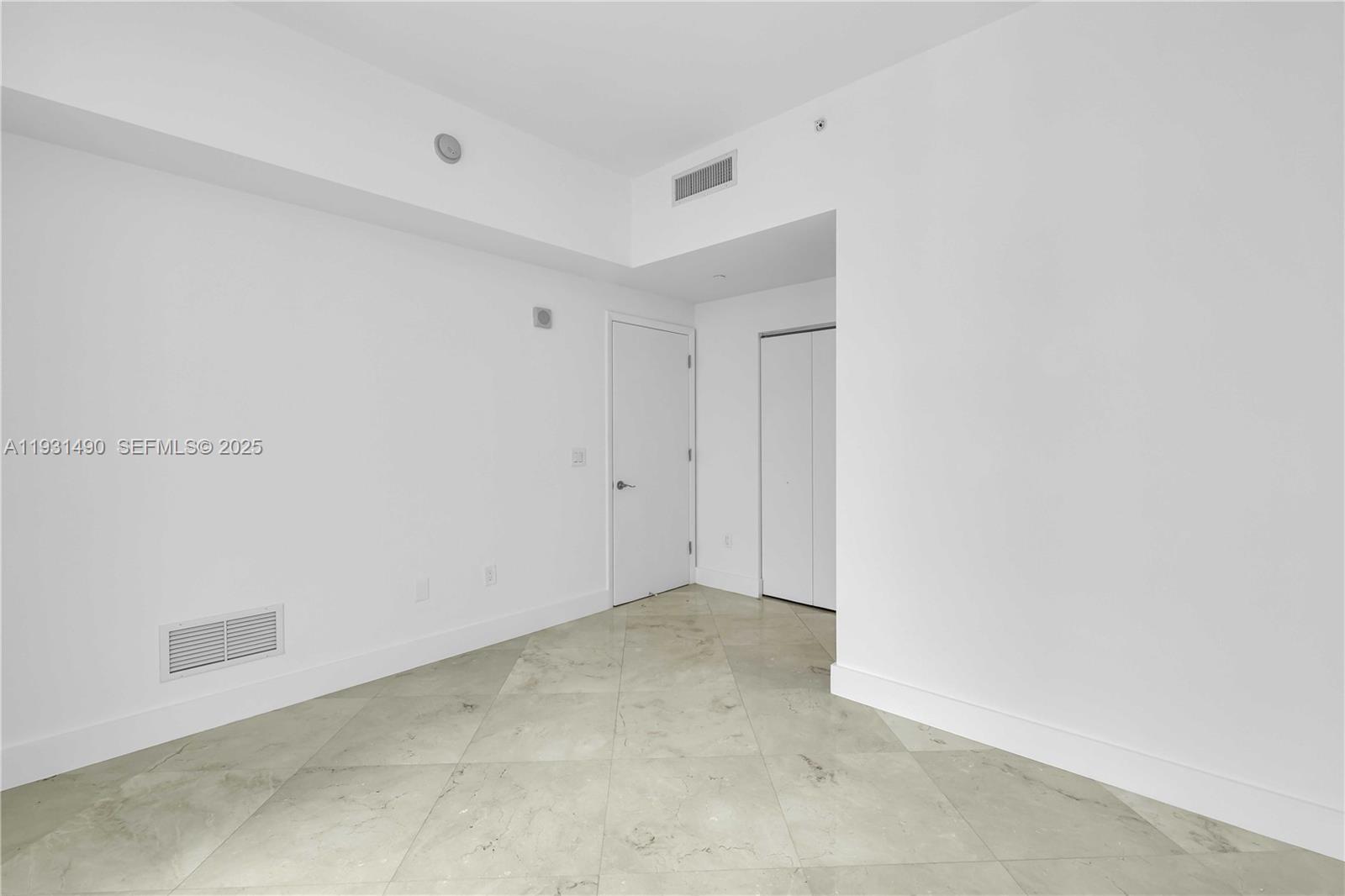 3131 NE 188th St #2-1005, Aventura FL 33180