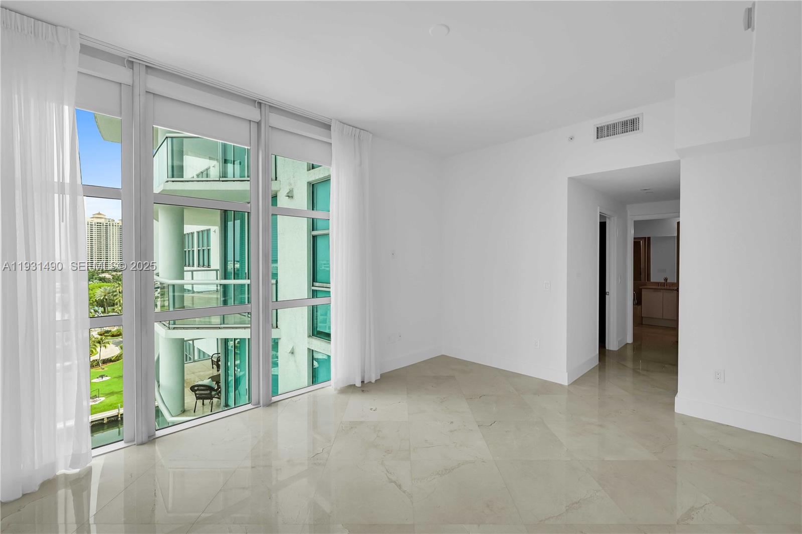 3131 NE 188th St #2-1005, Aventura FL 33180