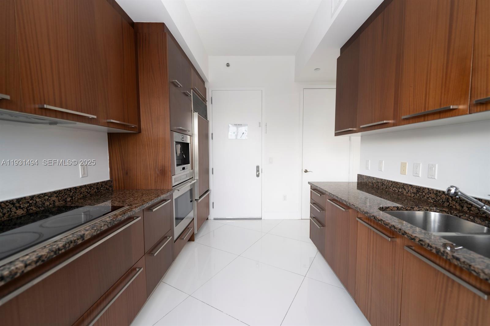 15901 Collins Ave #1005, Sunny Isles Beach FL 33160