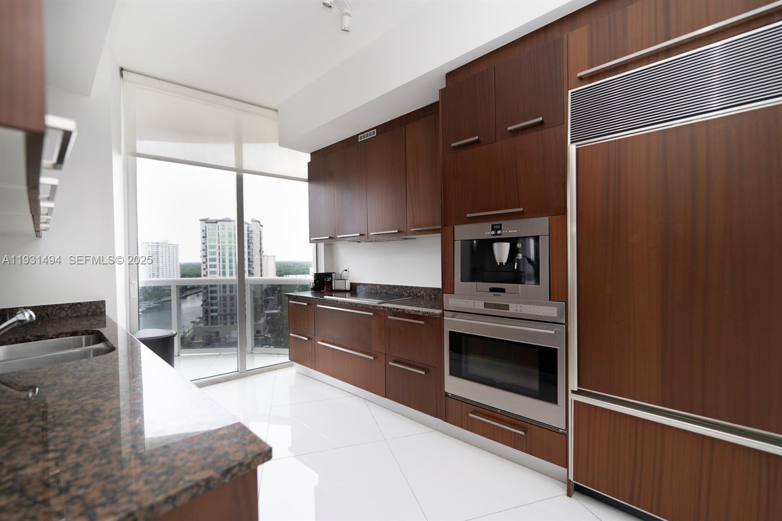 15901 Collins Ave #1005, Sunny Isles Beach FL 33160
