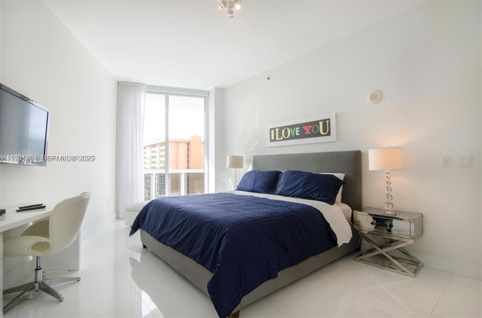 15901 Collins Ave #1005, Sunny Isles Beach FL 33160