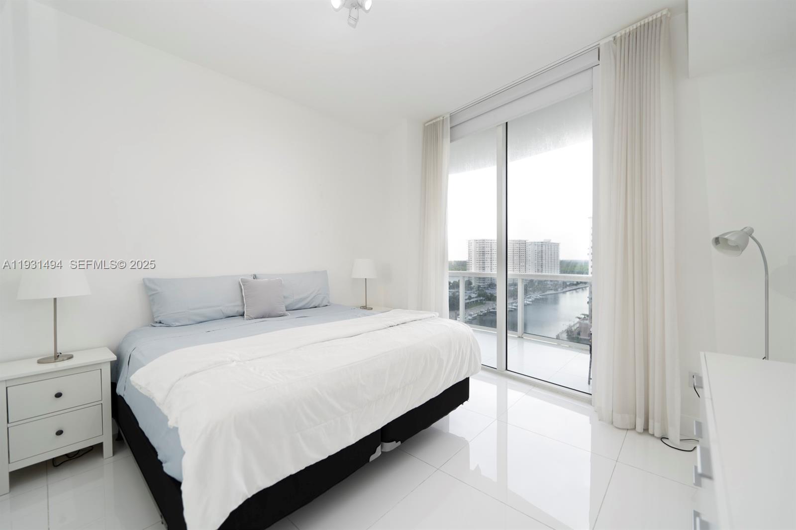 15901 Collins Ave #1005, Sunny Isles Beach FL 33160