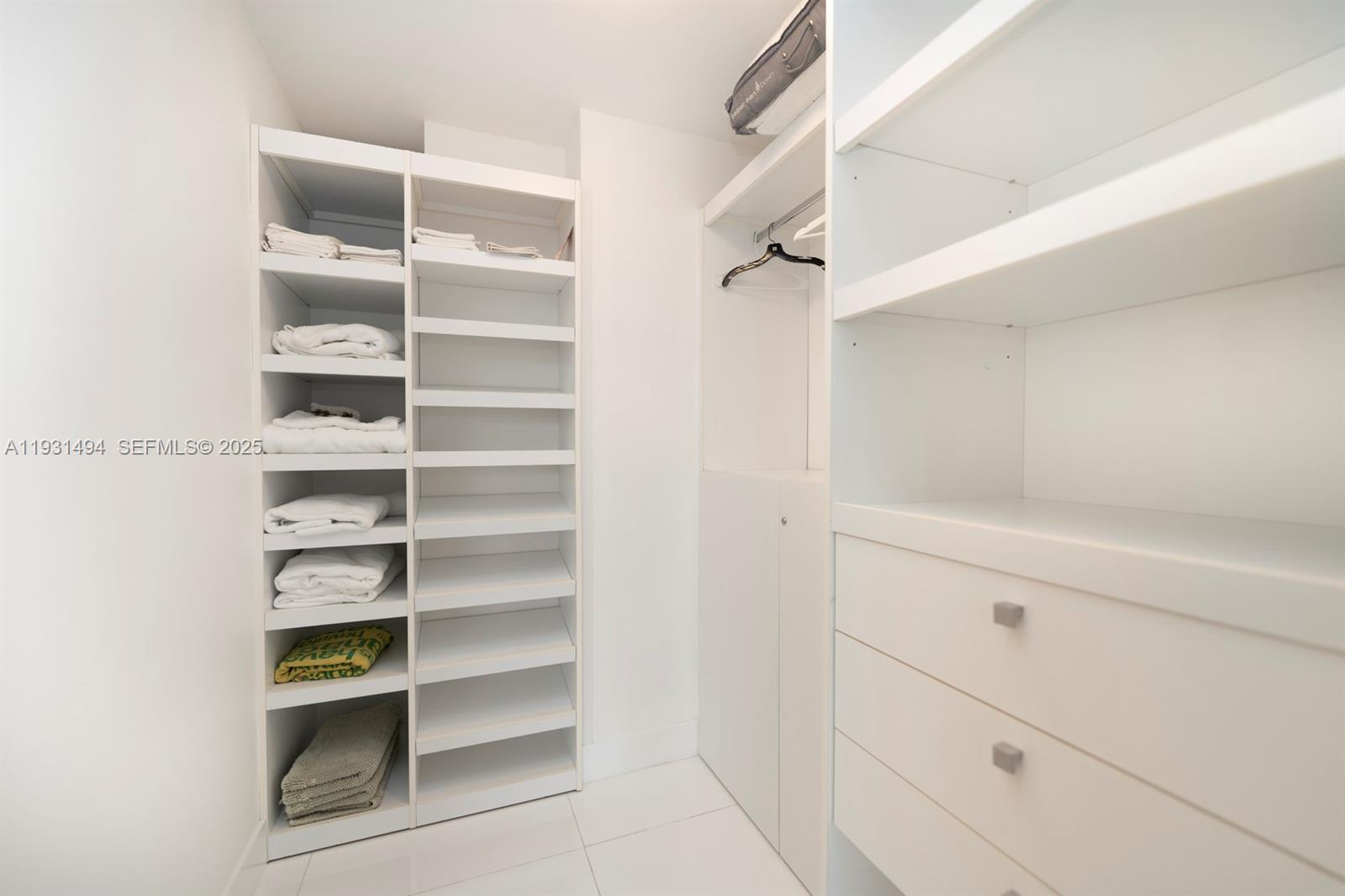 15901 Collins Ave #1005, Sunny Isles Beach FL 33160