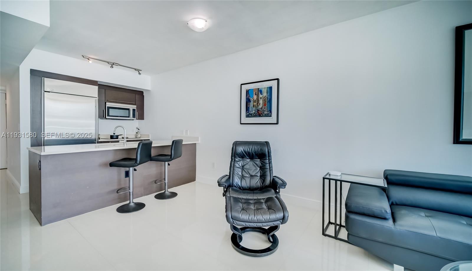 55 SE 6th St #2700, Miami FL 33131