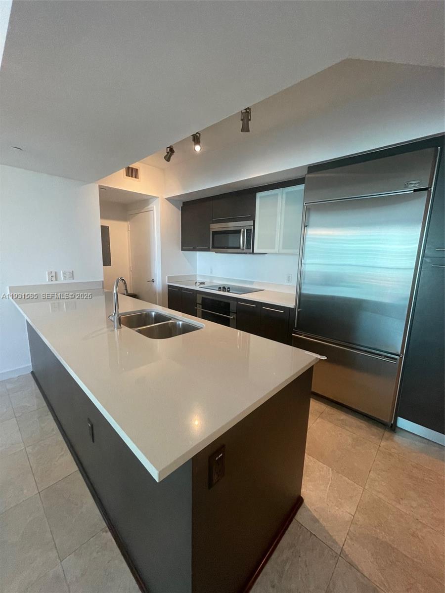 500 Brickell Ave #3105, Miami FL 33131