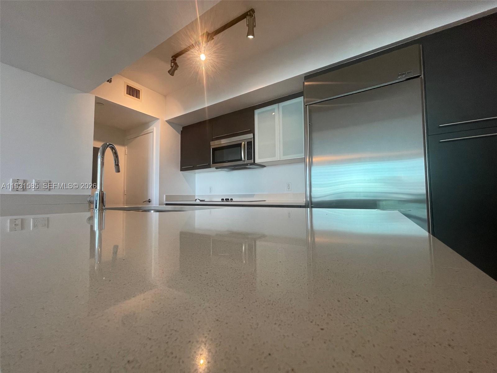 500 Brickell Ave #3105, Miami FL 33131