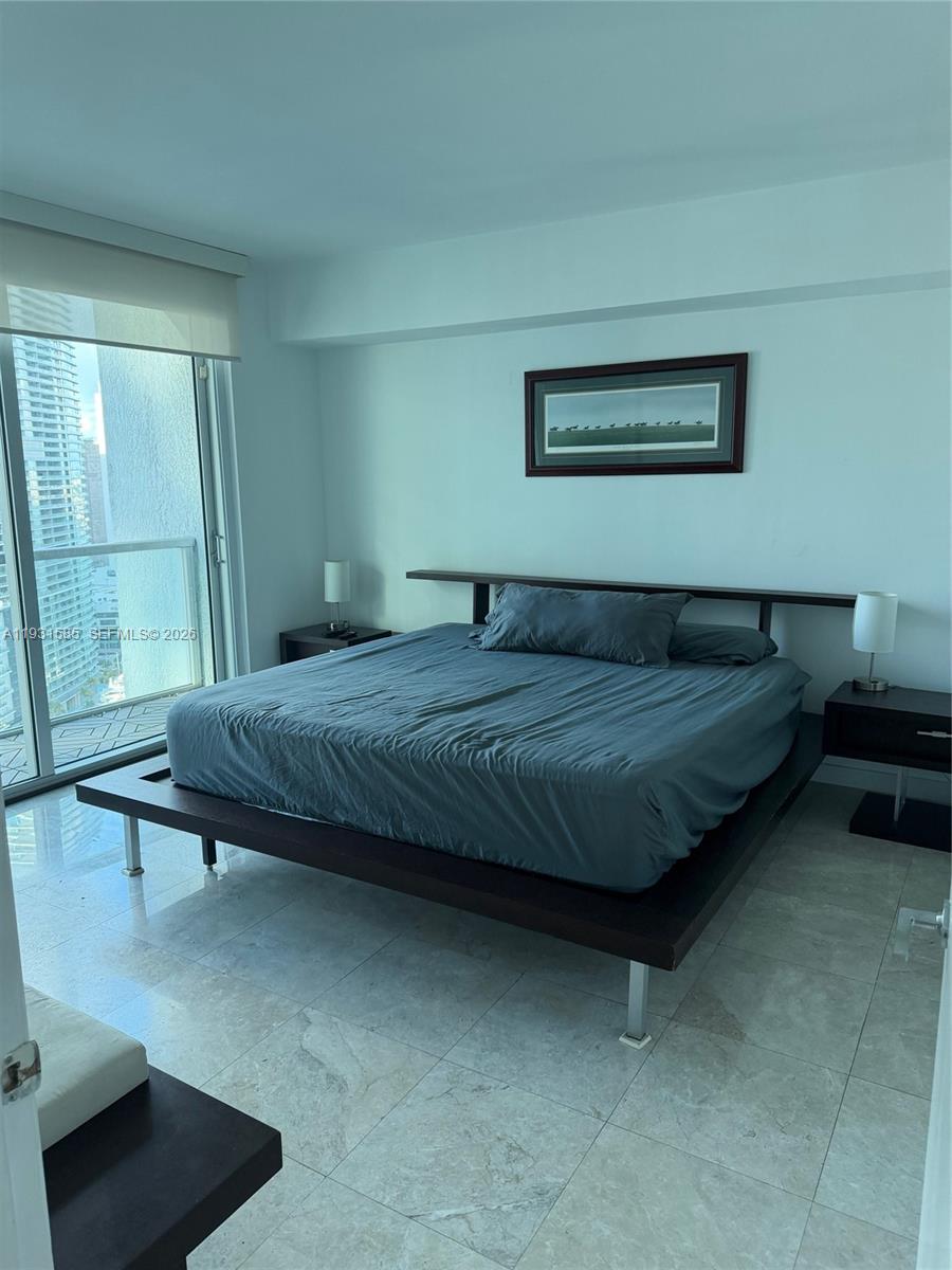 500 Brickell Ave #3105, Miami FL 33131